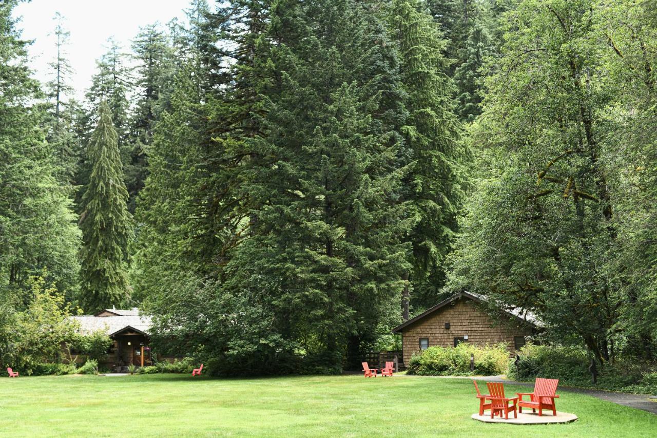 Silver Falls Lodge & Conference Center Sublimity Exterior photo